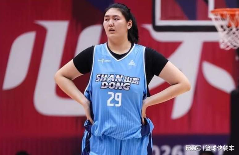 8868体育中国篮坛又出现尴尬一幕！女篮球队单节仅1分：还好张子宇没出战？